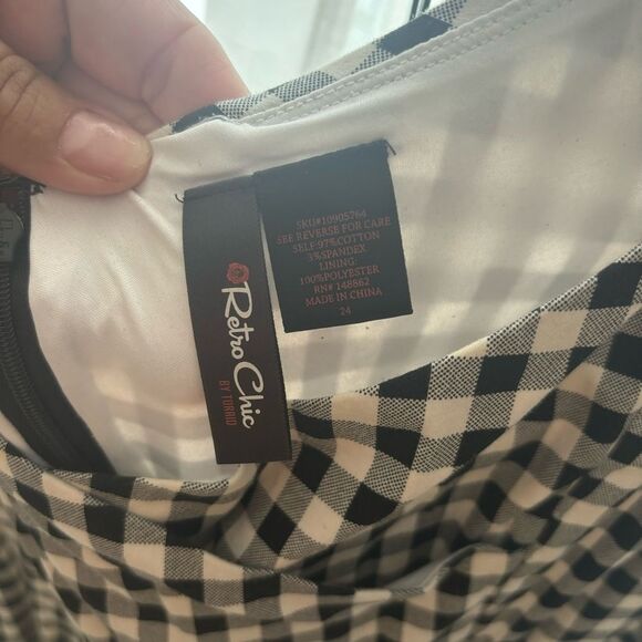 Torrid Retro Chic Black and White Gingham Off the Shoulder A-Line Midi Dress EUC - Picture 4 of 10